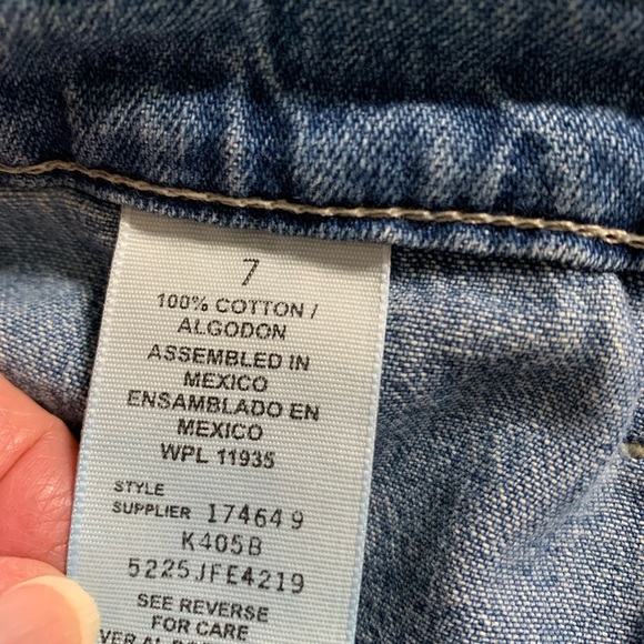 Zonz capris, size 7, nice shape - Picture 4 of 5